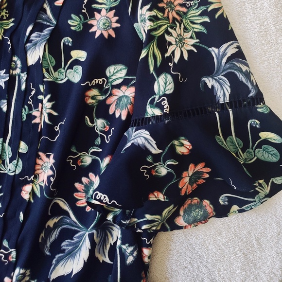 Ann Taylor Navy Blue Blouse - Picture 4 of 8